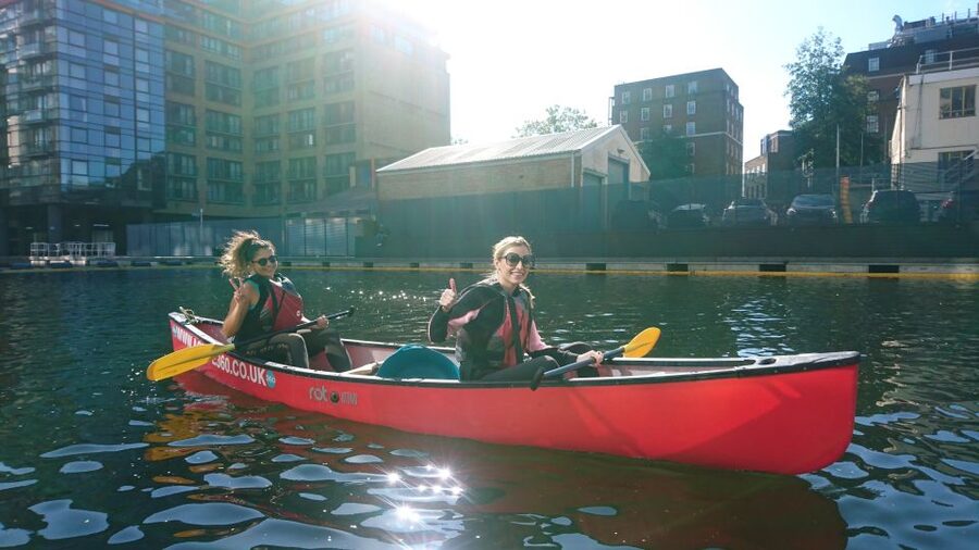 2 seater Canoe Rental in Ladbroke Grove - Why London looks better from the Grand Union Canal