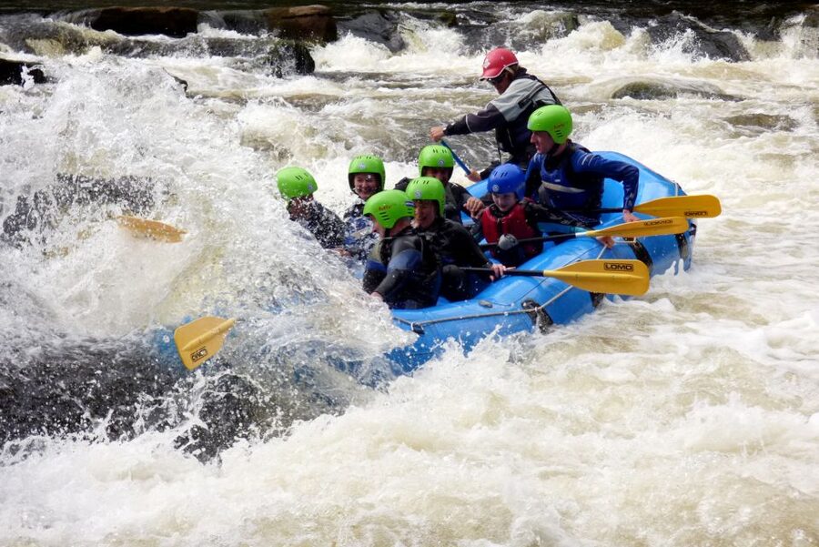 Aberfeldy: Rafting on the River Tay - Paddling the River Tay toward Grandtully