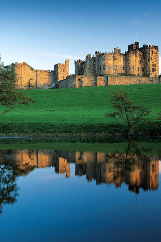 Alnwick: Alnwick Castle Ticket - A Fortress With a Palace Inside