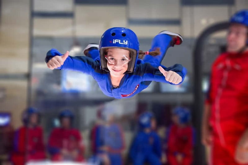 Basingstoke: Indoor Skydiving Experience with 2 Flights - Practical limits to consider