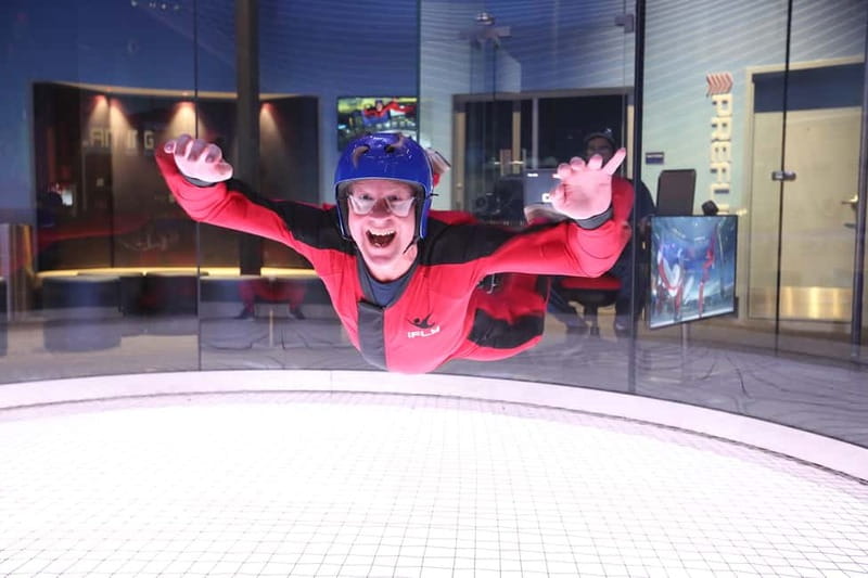 Basingstoke: Indoor Skydiving Experience with 2 Flights - Arriving 45 minutes early at iFLY Basingstoke