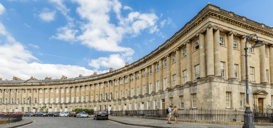Bath: Bridgeton Walking Tour with an APP - Why Bath works so well for a Bridgerton walking tour