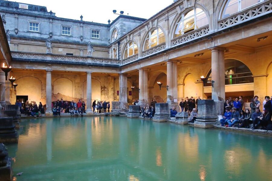 Bath: City Walking Tour with Optional Roman Baths Entry - Key points at a glance
