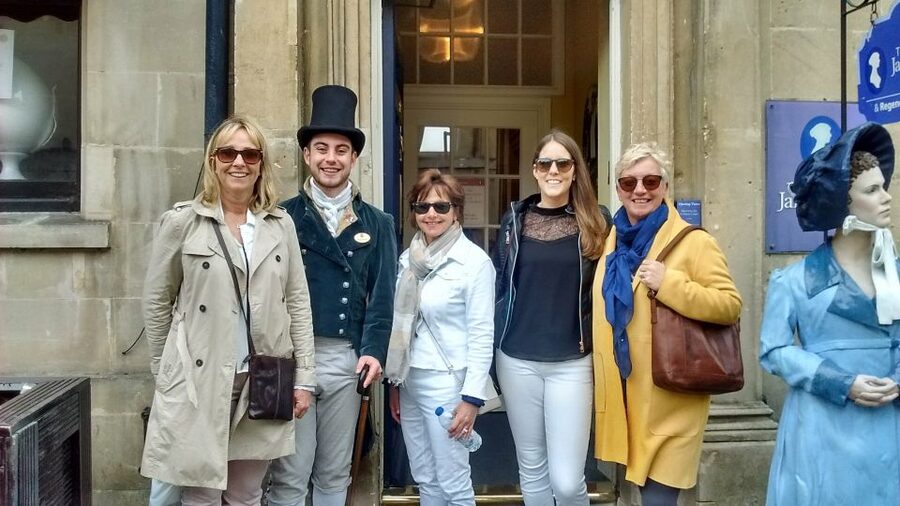 Bath: Private Unconventional History of Bath Walking Tour - Pulteney Bridge and the River Avon setting