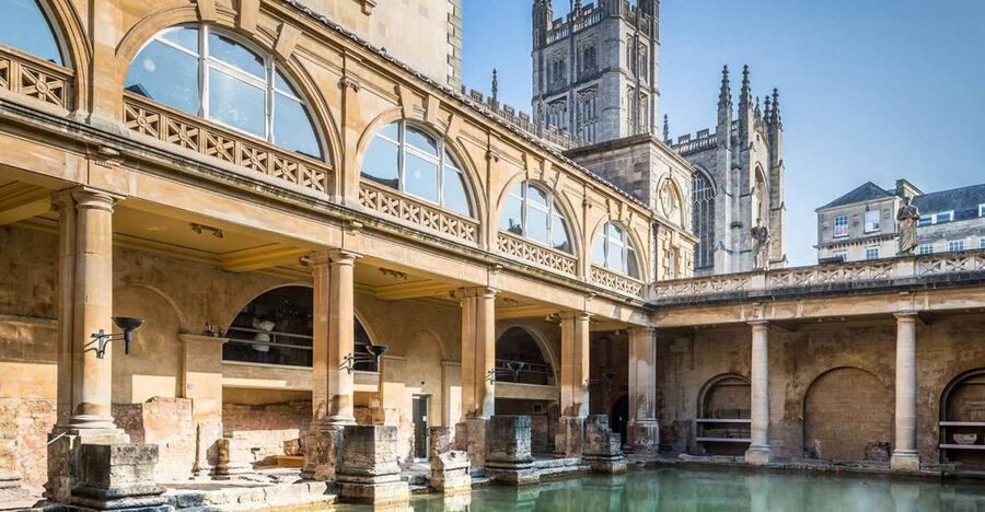 Bath: Private Walking Tour - Thermae Bath Spa and Bath’s continuing spa life