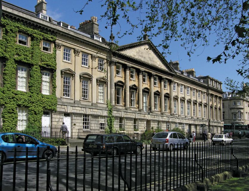 Bath: Private Walking Tour - Starting outside Bath Abbey