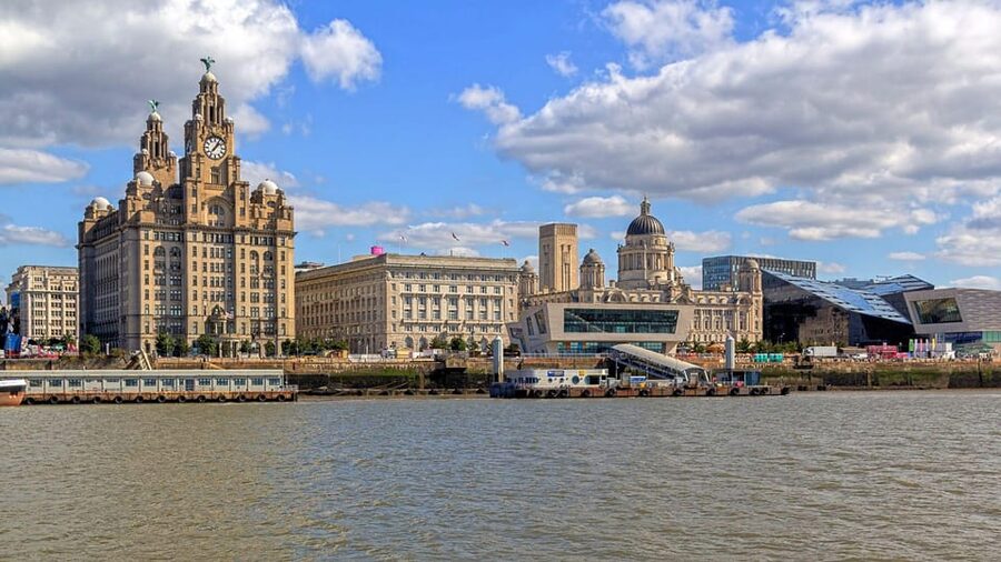 Best of Liverpool: Private Walking Tour with a Local - Local food tips and pub advice