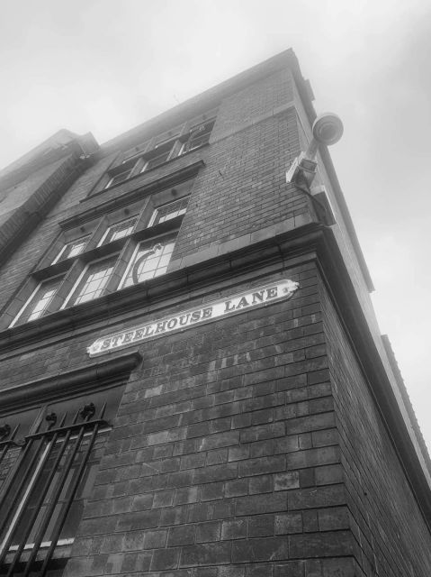 Birmingham: Slogging Gangs Guided Walking Tour - Alleys, landmarks, and the parts of Birmingham you can miss
