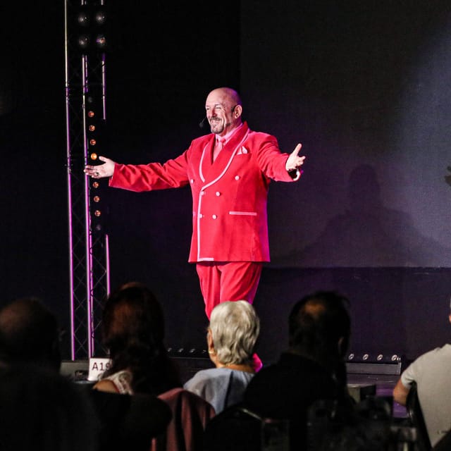 Blackpool: The Jersey Beats - Oh What A Nite! Music Show - The interval and the length of the night
