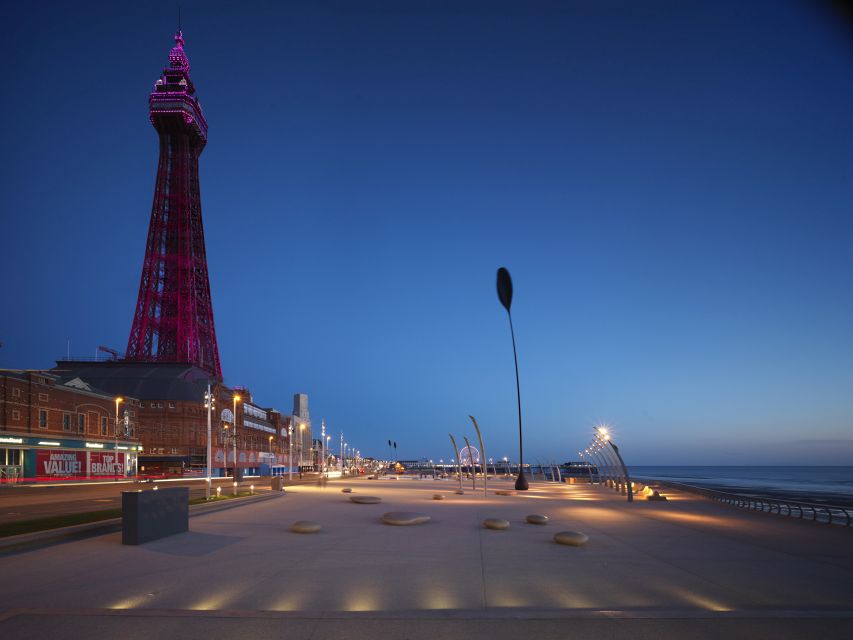 Blackpool: Tower Eye Entry Ticket - Testing the glass SkyWalk