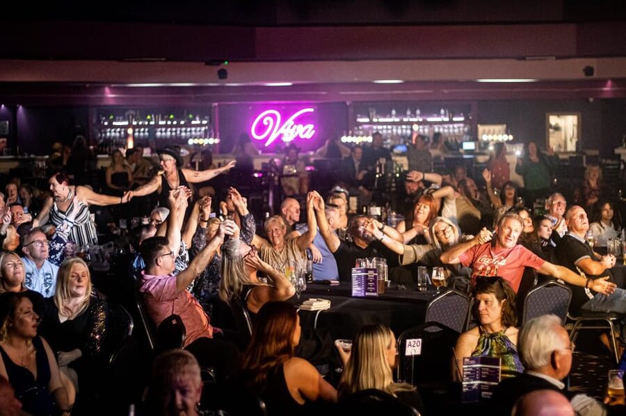 Blackpool: Viva Voulez Vous ABBA Tribute Show Ticket - Practical timing for your evening
