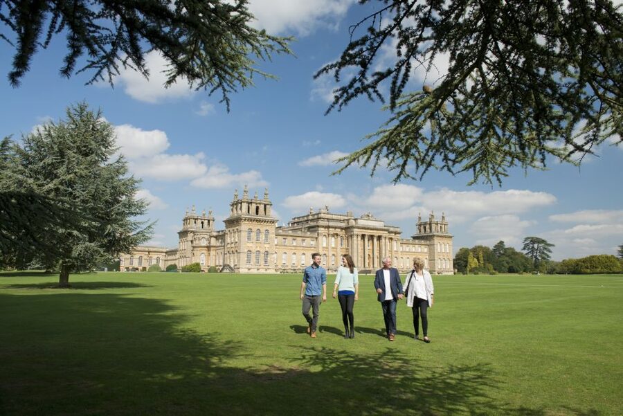 Blenheim Palace Admission Ticket - The formal gardens near the palace