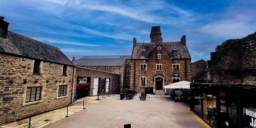 Bodmin: Bodmin Jail Entry Ticket & Dark Walk - The Dark Walk starts the story