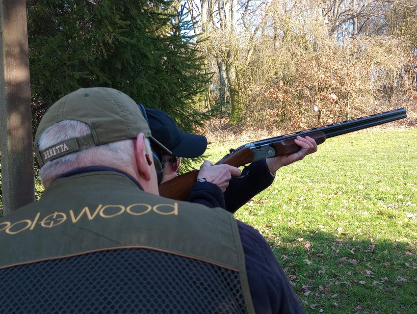 Brighton: 25 Shot Clay Shooting Experience - Twenty-five shots, with targets that keep changing