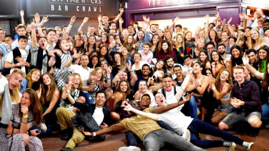 Brighton Bar Crawl: 5+ Venues, Free Shots, Free Club Entry - Starting at Fitz Regent at 19:30