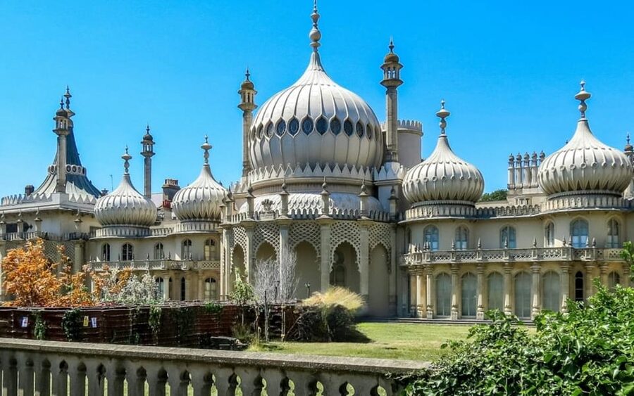Brighton: City Walking Tour & Exploration Game - Who Should Book This Brighton Quest?