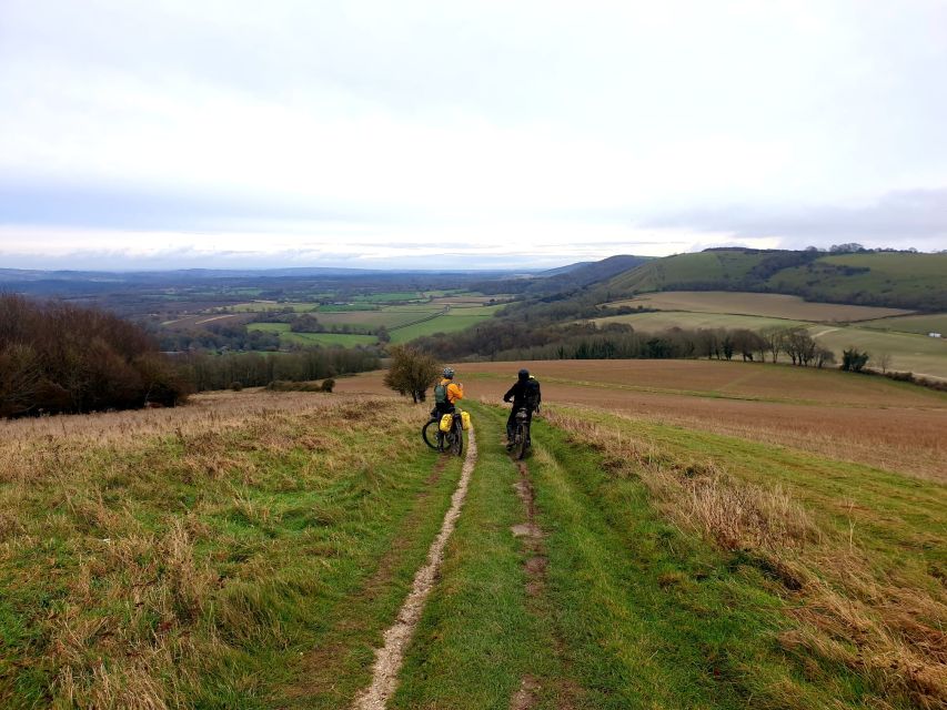 Brighton: Electric Mountain Bike Rental - Returning above the cliffs