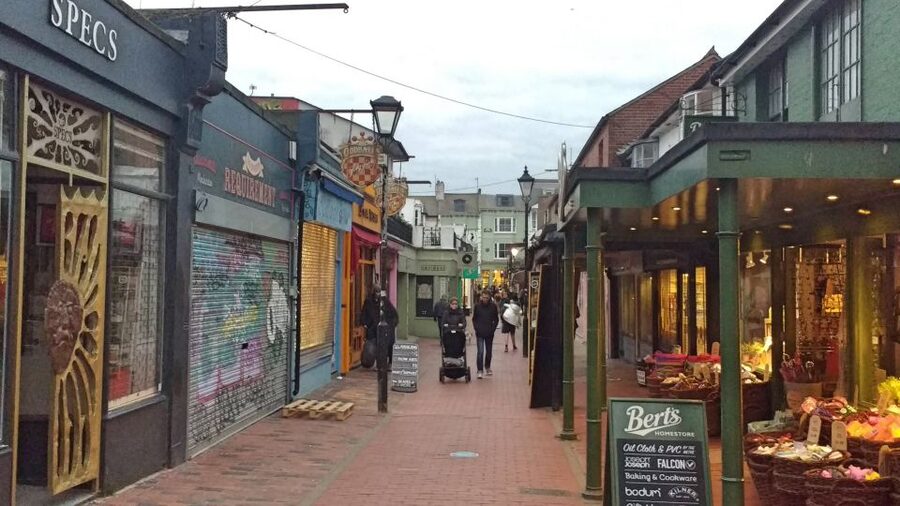 Brighton: Guided Chocolate Tour with Tastings - What you may taste along the way