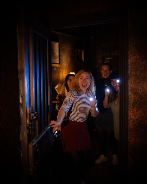 Brighton: The Prince's Panic Murder Mystery Experience - A royal party turns into a murder case