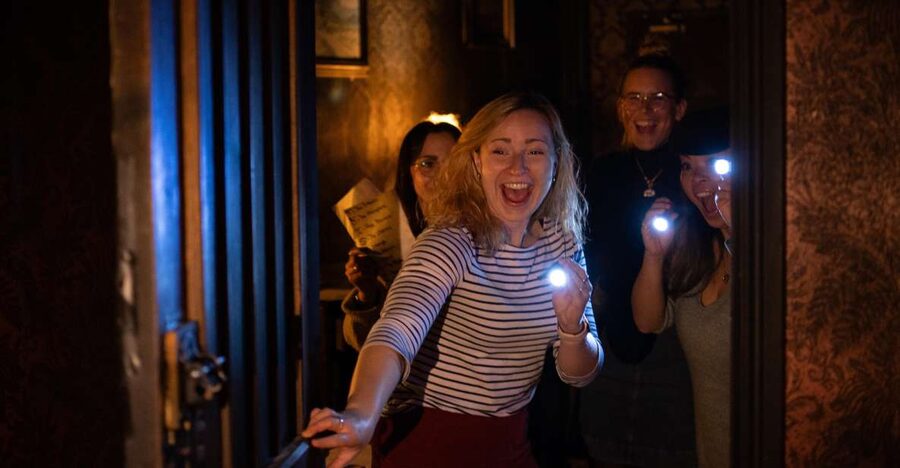 Brighton: The Prince's Panic Murder Mystery Experience - Starting at The World’s End Pub