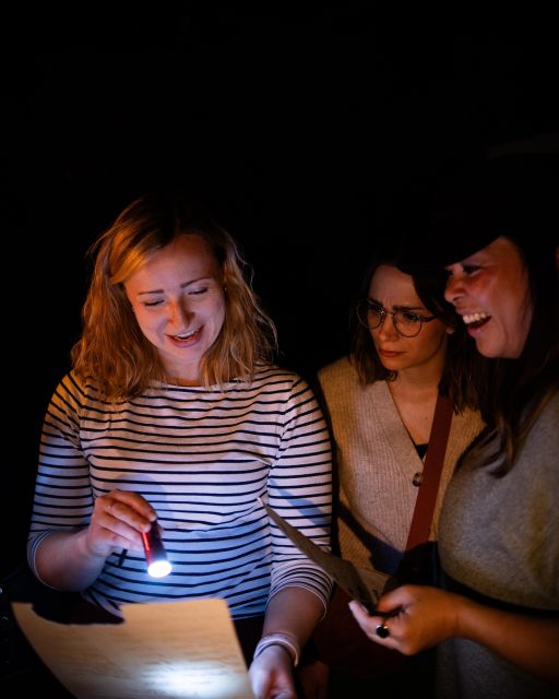 Brighton: The Prince's Panic Murder Mystery Experience - Meeting the host before the clock starts