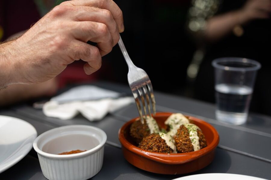 Brighton: Walking Food Tour (Vegan and Vegetarian options) - Five tasters with a Brighton accent