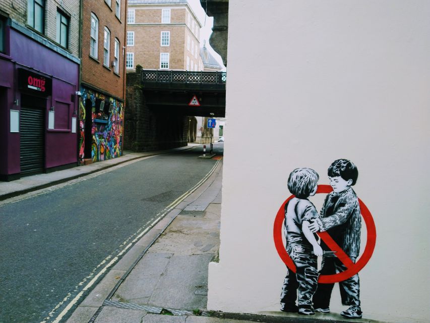 Bristol: Self-Guided Sightseeing Audio Tour - Bristol Bridge gives you the city’s opening chapter