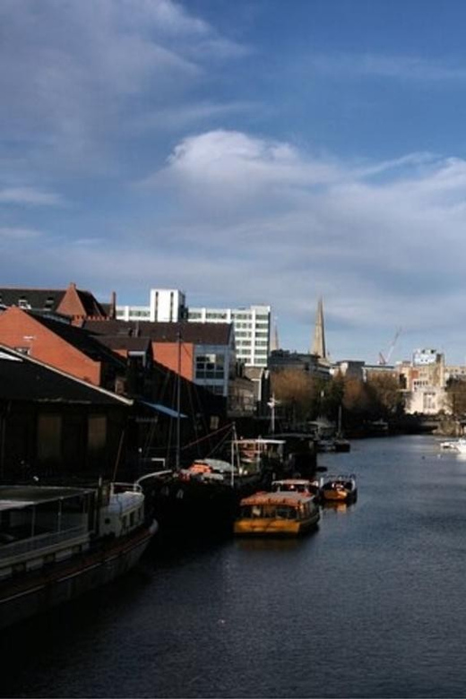 Bristol : Sightseeing Custom Tour with a Local Guide - The Old City and Bristol’s older streets