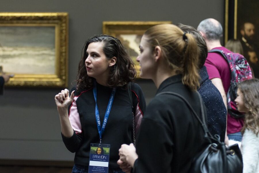 British Museum & National Gallery Highlight Tour 8 guests 5h - Walking, bags, and access