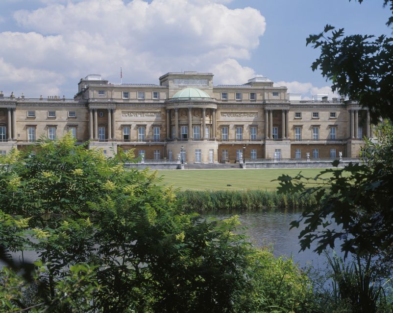 Buckingham Palace and Stonehenge Tour - The South Garden finishes the royal visit