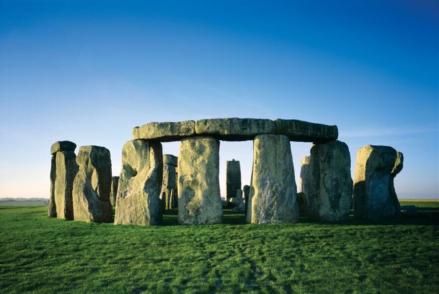 Buckingham Palace and Stonehenge Tour - Inside the State Rooms at 10 am