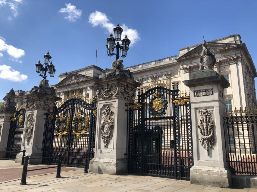 Buckingham Palace Visit and Changing of the Guard Tour - Key points to know before booking