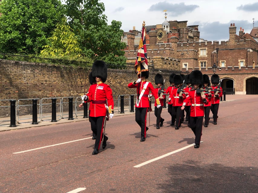Buckingham Palace Visit and Changing of the Guard Tour - The Palace Gardens and the seasonal opening