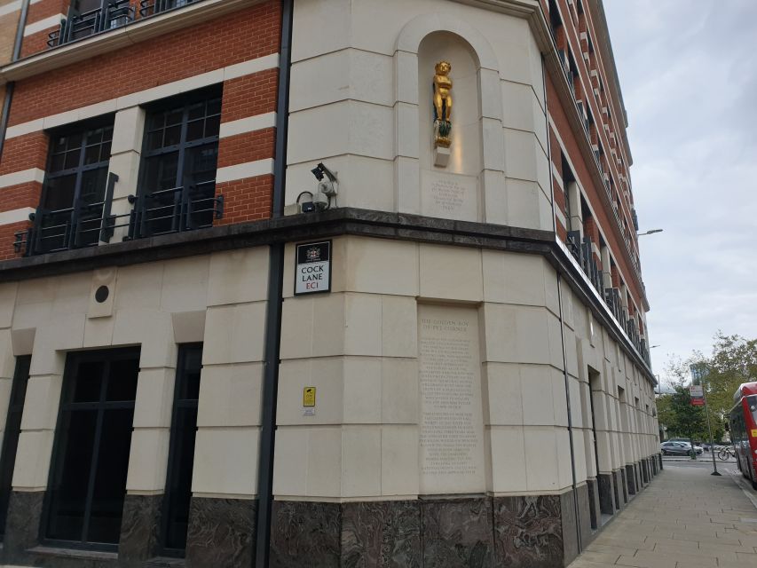 Burnings, Butchery & Black Death: London's Bloody Past - St Bartholomew’s Hospital and London’s human cost
