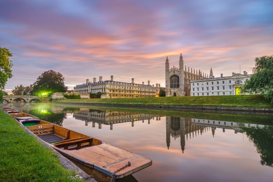 Cambridge: Chauffeured Punting Tour - Key points to know before you book