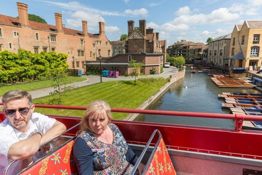 Cambridge: City Sightseeing Hop-On Hop-Off Bus Tour - Stops 1 to 4: the center, colleges, and river approach