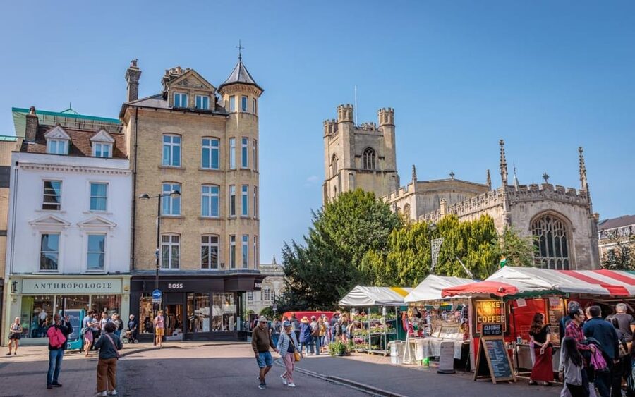 Cambridge: City Walking Tour & Exploration Game - Reaching a city viewpoint