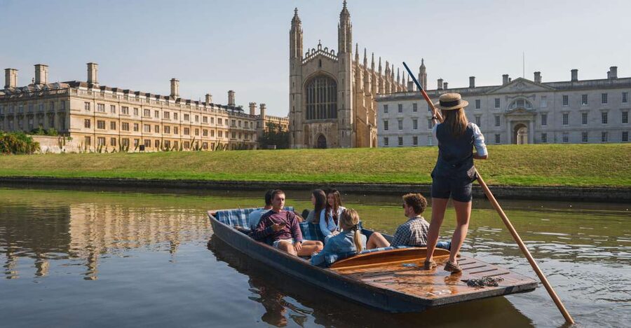 Cambridge: Guided Shared River Punting Tour - Why the River Cam is the right way to see Cambridge