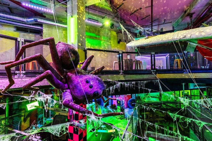 Camden: Junkyard Golf Club Tickets for 9 or 18 Holes - What happens when you arrive