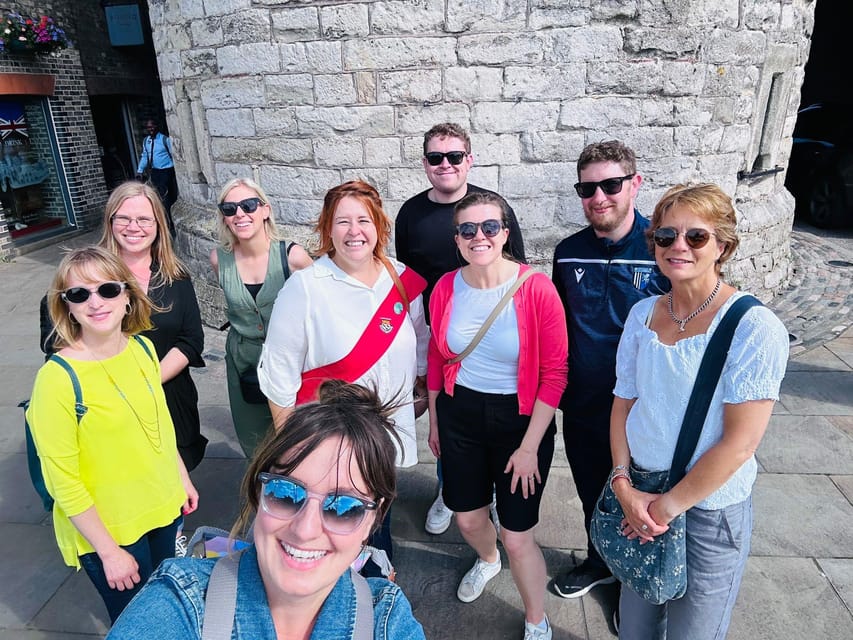 Canterbury: Private Guided Walking Tour with Official Guide - What the guide adds to the experience