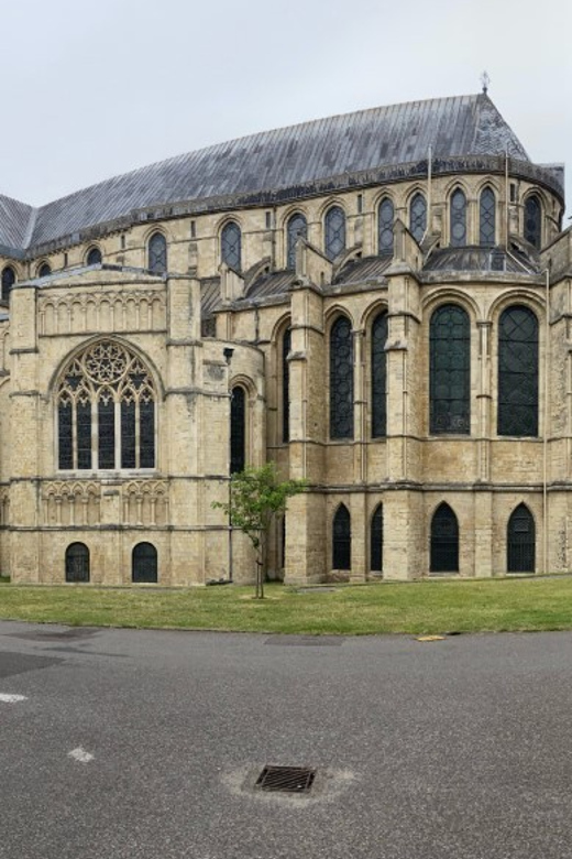Canterbury: Walking Tour with Green Badge Guide - Around Canterbury Cathedral’s outer walls