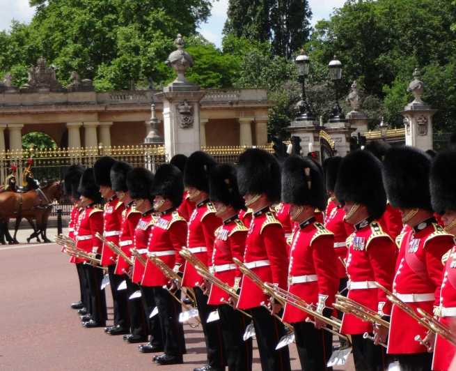 Changing of the Guard Experience in London - The Houses of Parliament and Westminster