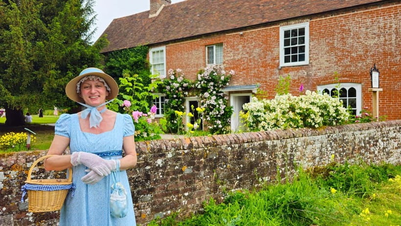 Chawton: Village tour to discover its ties to Jane Austen - Starting outside Jane Austen’s House