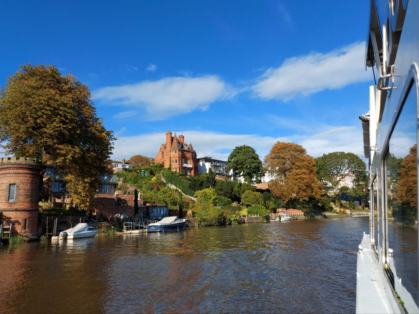 Chester: Half-Hour City Cruise - Finding the boat at The Groves