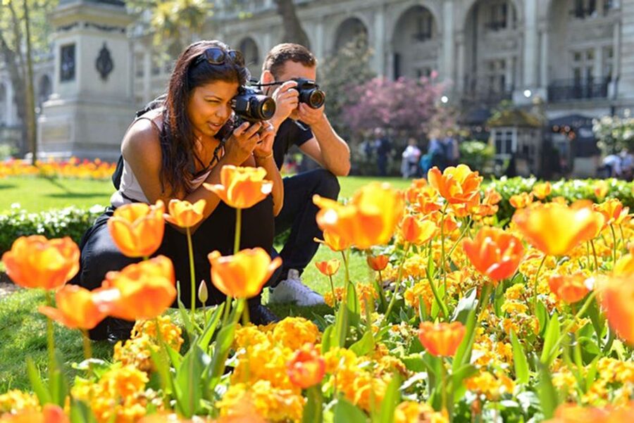 Colourful Notting Hill Photography Tour - Starting outside Notting Hill Gate station