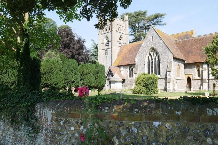 Day-Tour of the Midsomer Murders Locations - Is $114 good value for nine hours?