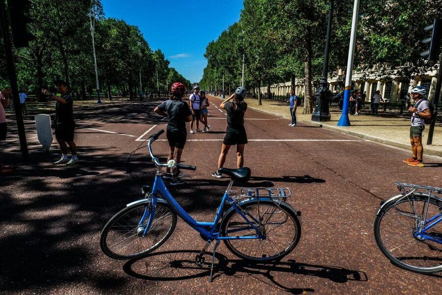 Destination London: E-Bike Tour - Safety, pace, and what the ride feels like
