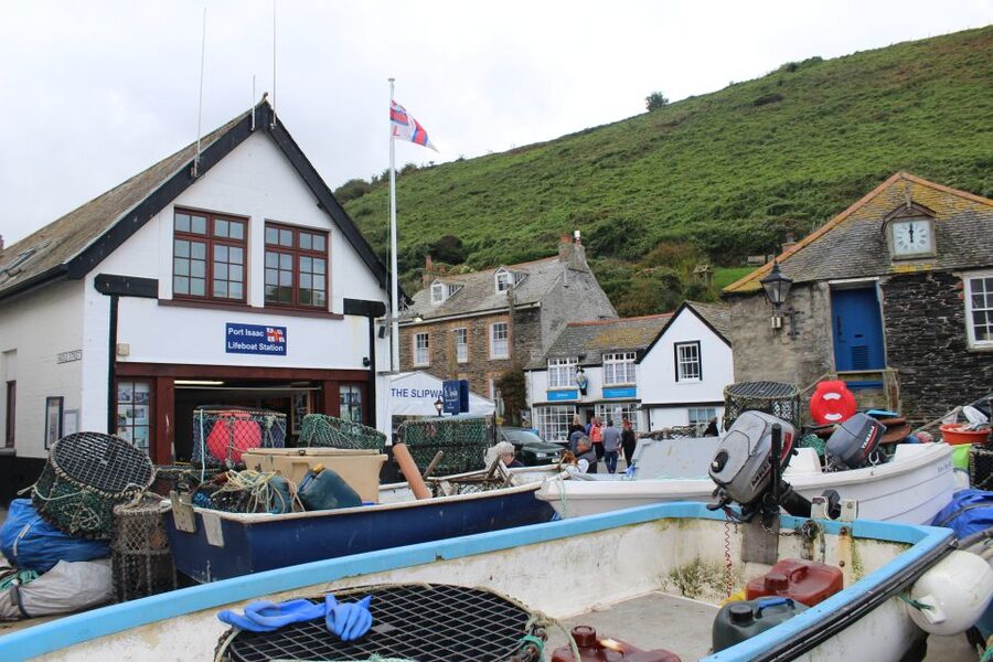 Doc Martin Tour - Who should book this tour?