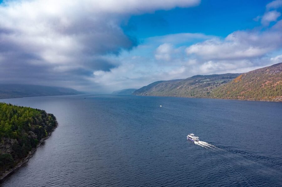 Dochgarroch: Caledonian Canal and Loch Ness 50min Cruise - From Dochgarroch Lock into the Caledonian Canal
