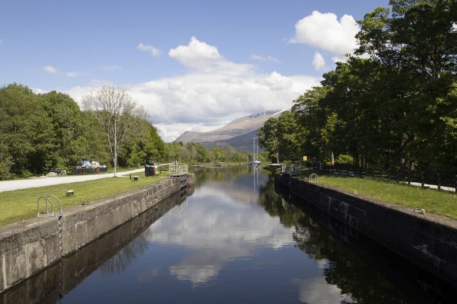 Dochgarroch: Loch Ness and Caledonian Canal 2-Hour Cruise - What the $41 price gets you